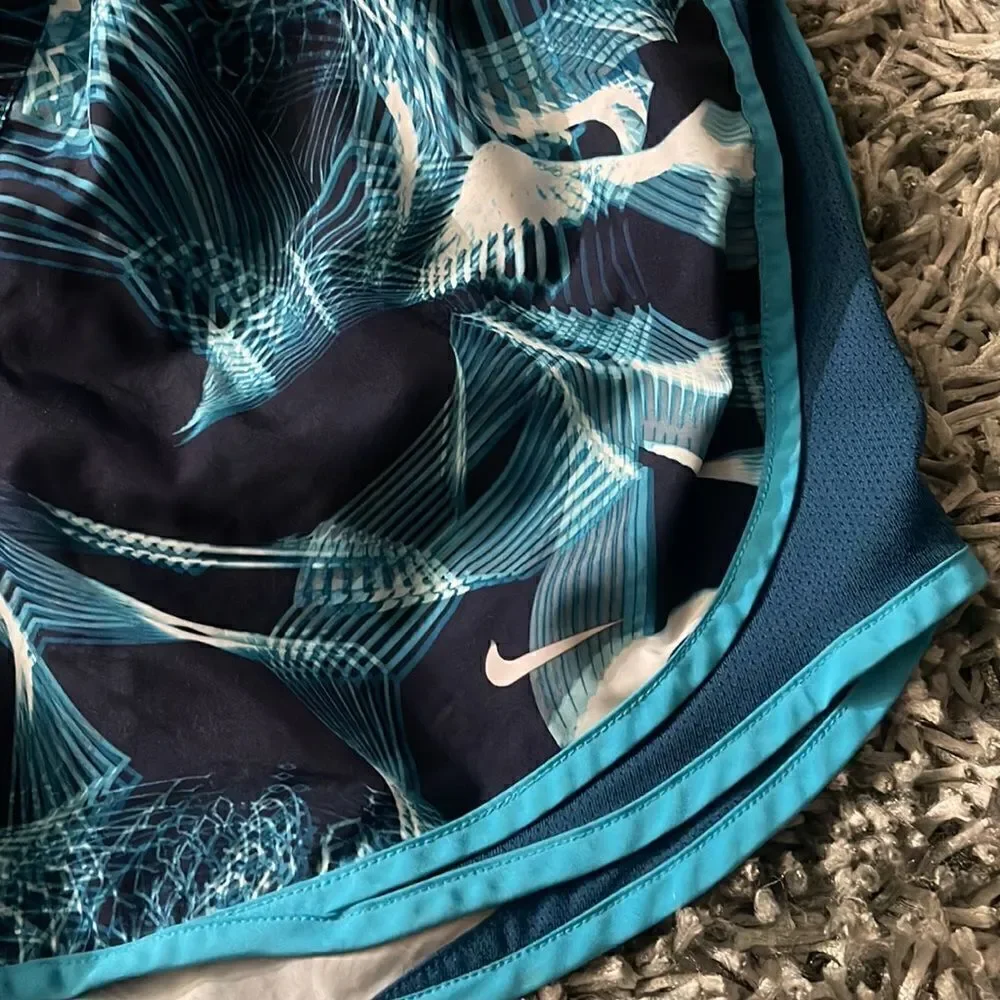 Nike DriFit Tempo Running Shorts Blue M